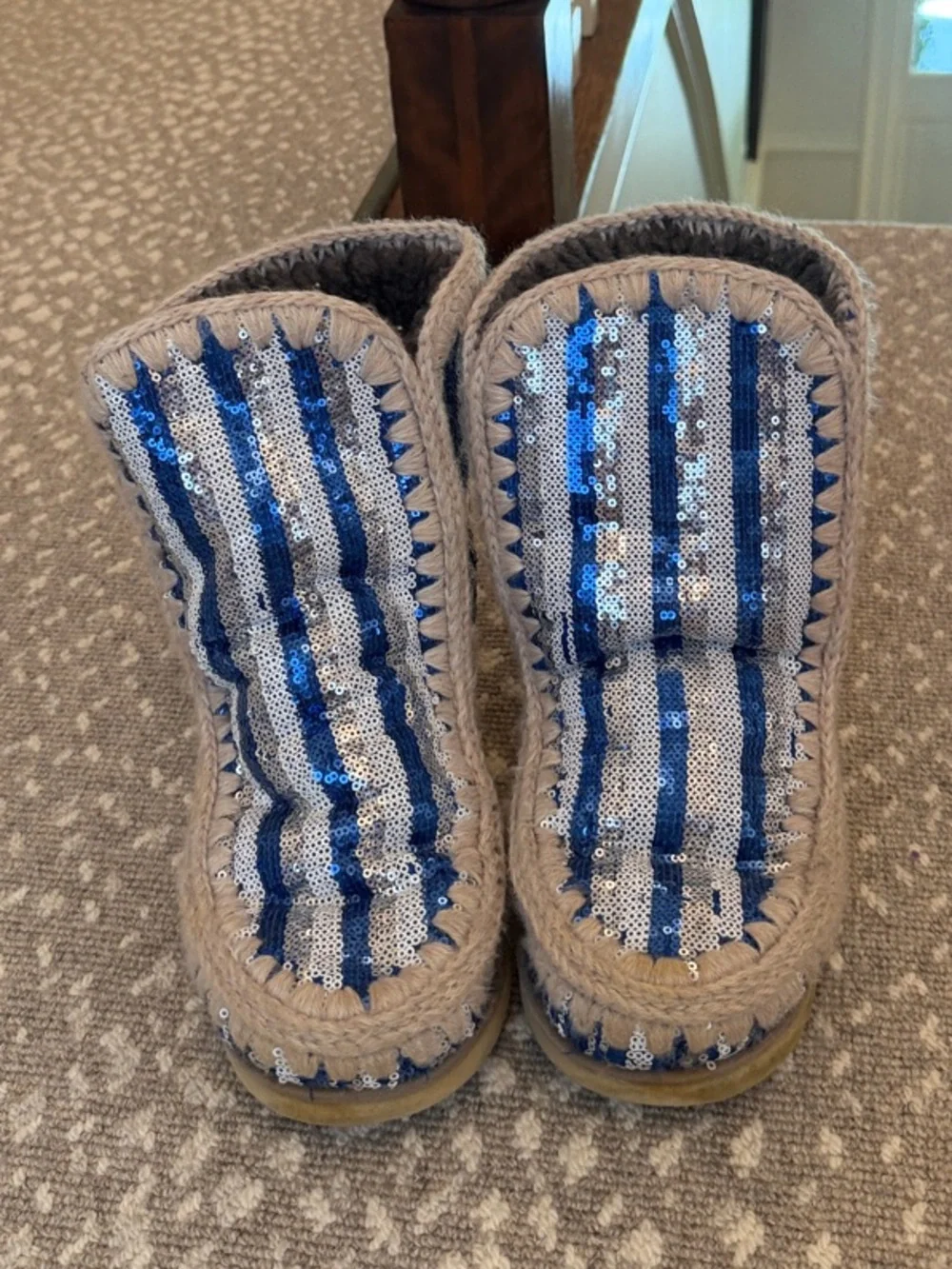 Girls' Sequin Stripe Cozy Slippers - Blue & Beige